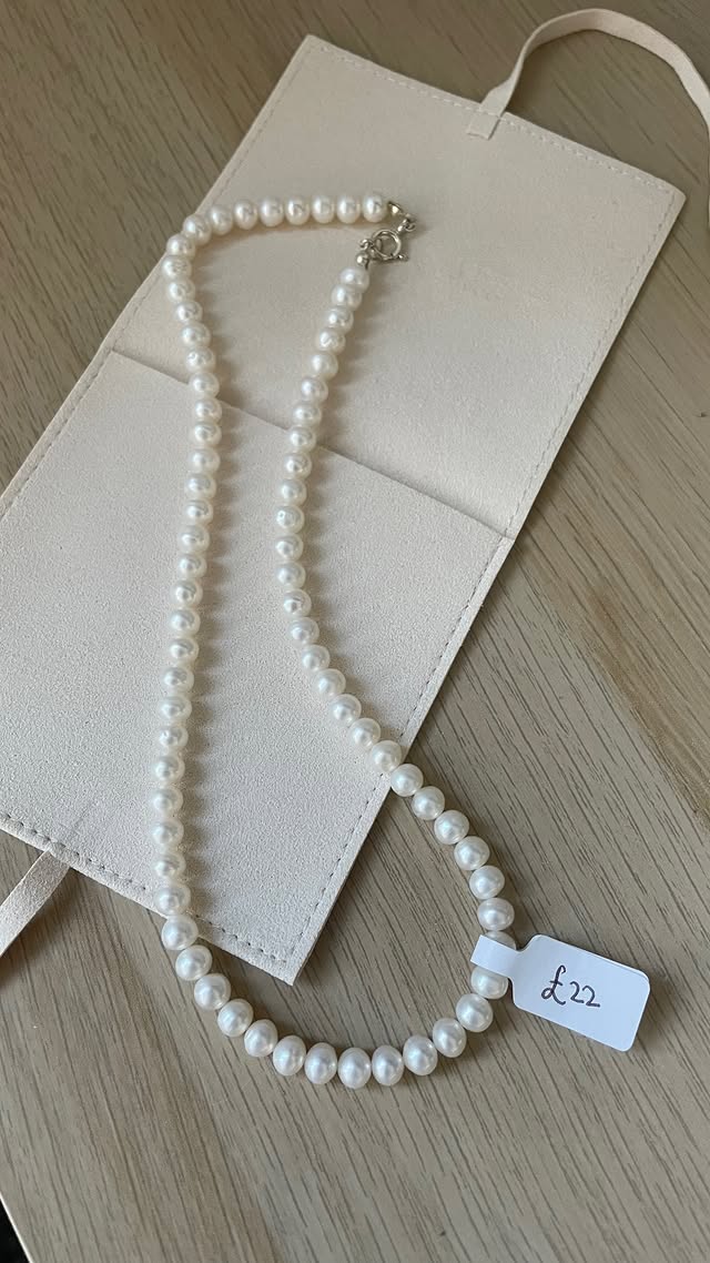 White Button Pearl Necklace