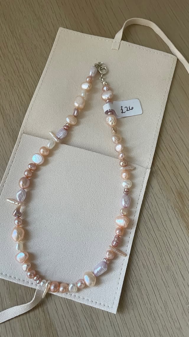 The Pink Bouquet Necklace