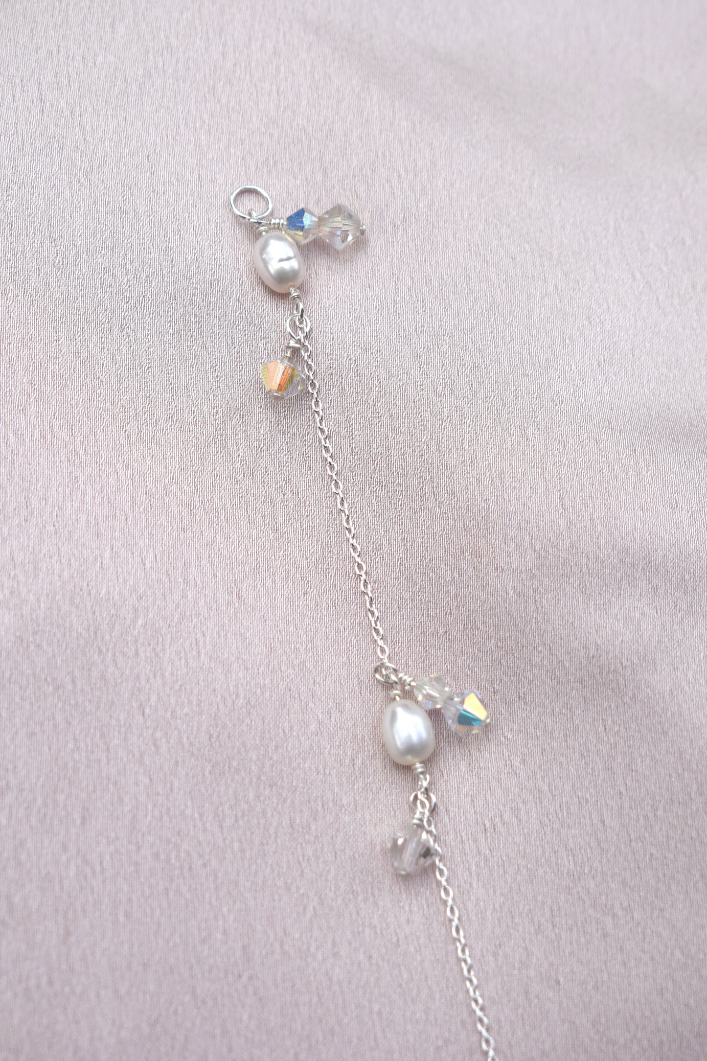 Pearl and Glass Bead Back Chain