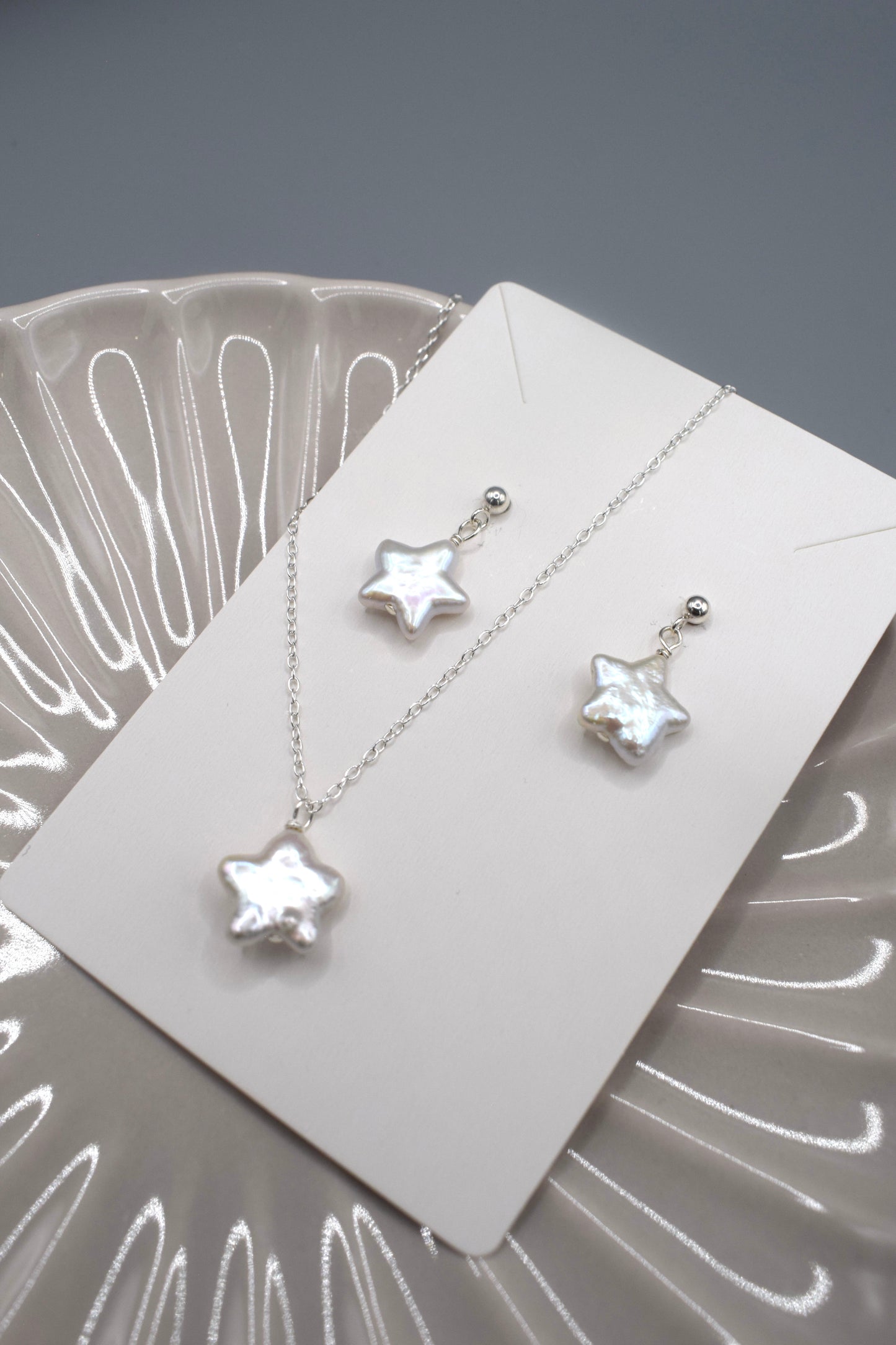 White Star Freshwater Pearl Earrings