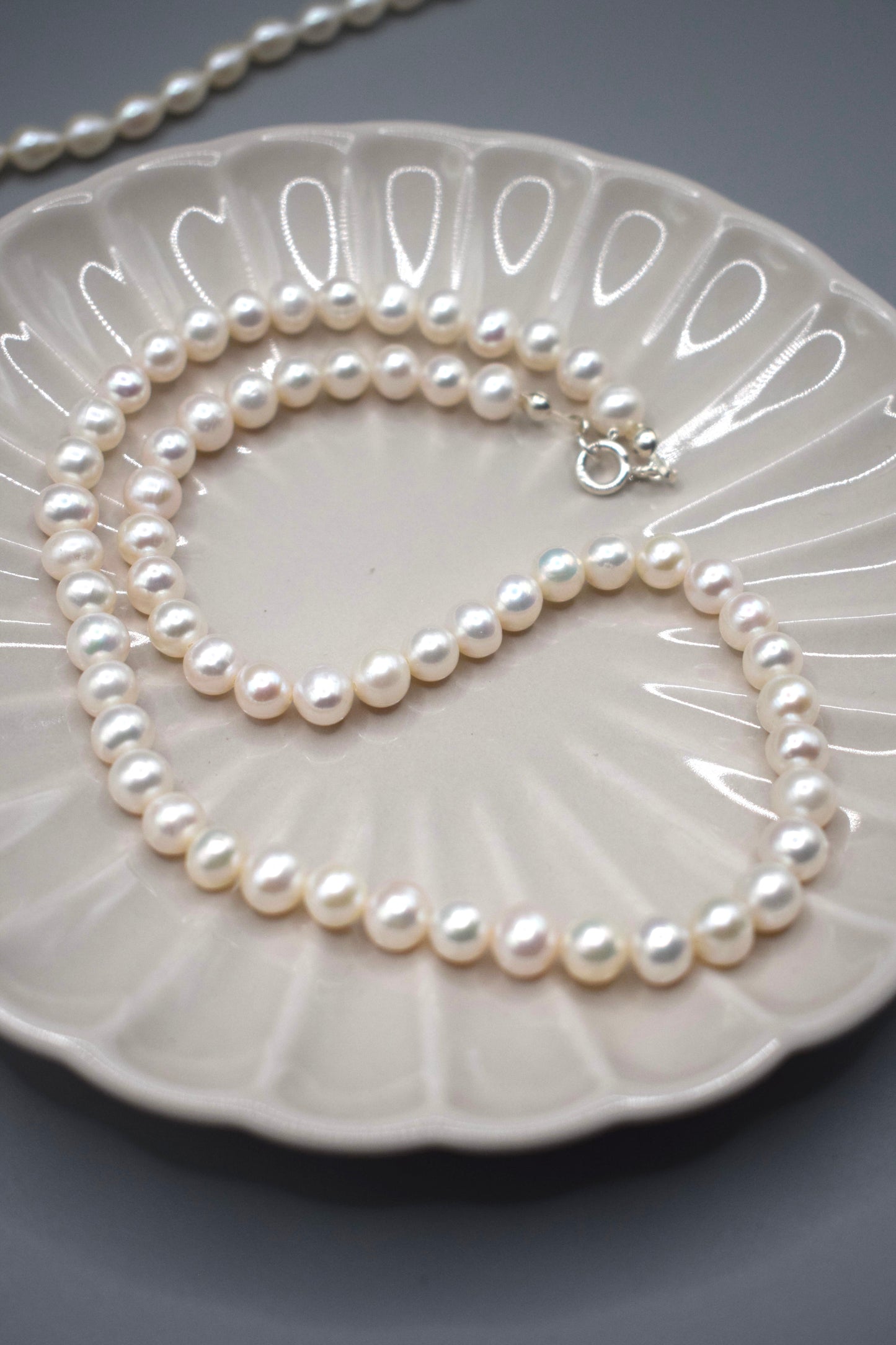 Classic Pearl Necklace