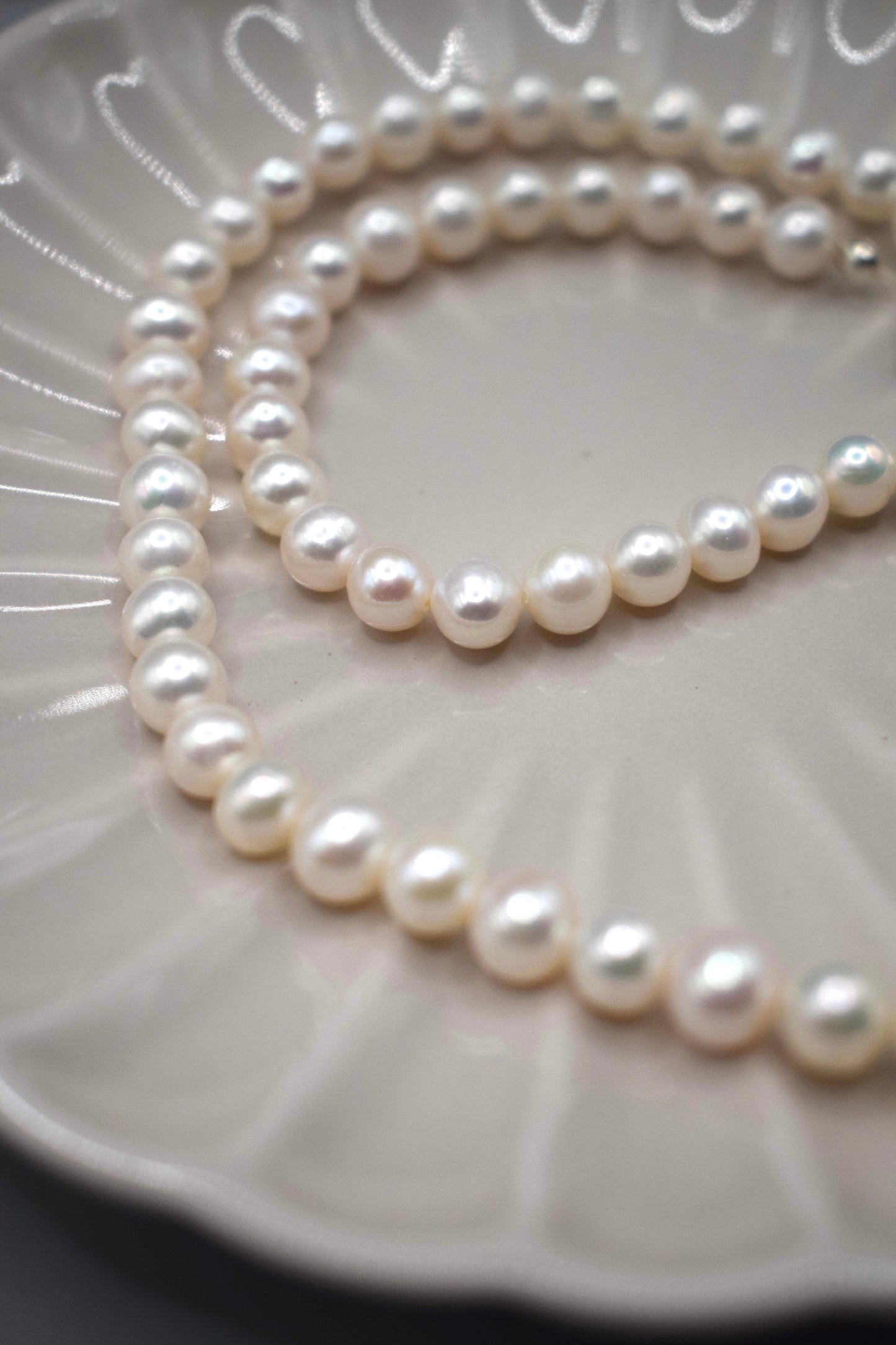 Classic Pearl Necklace