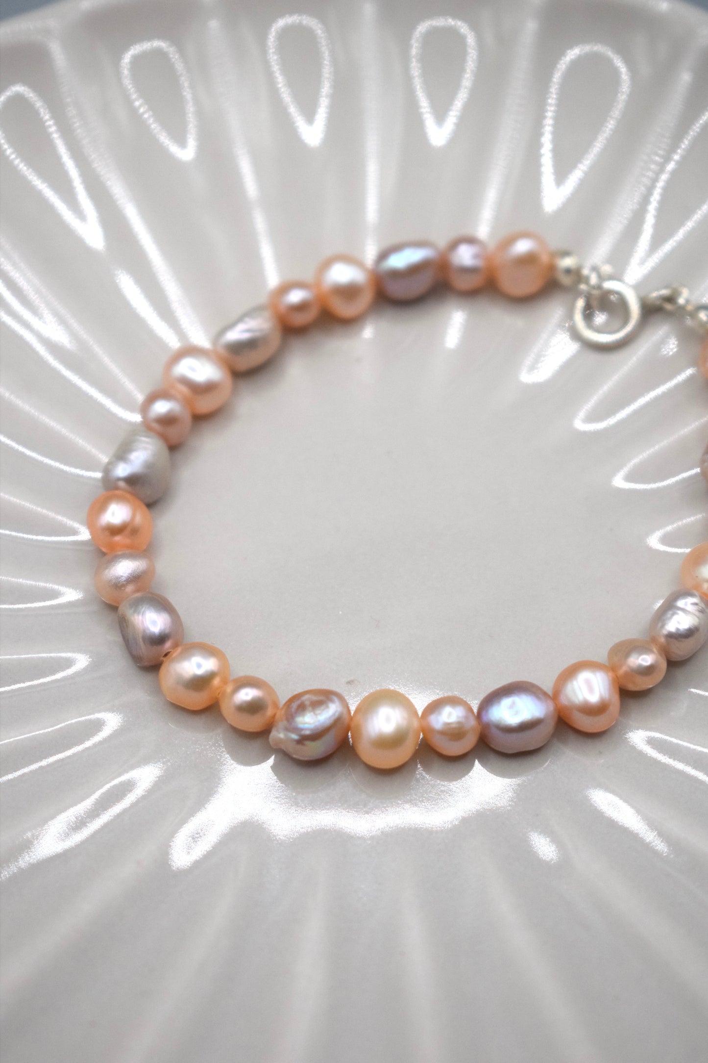 Mixed Pink Pearl Bracelet