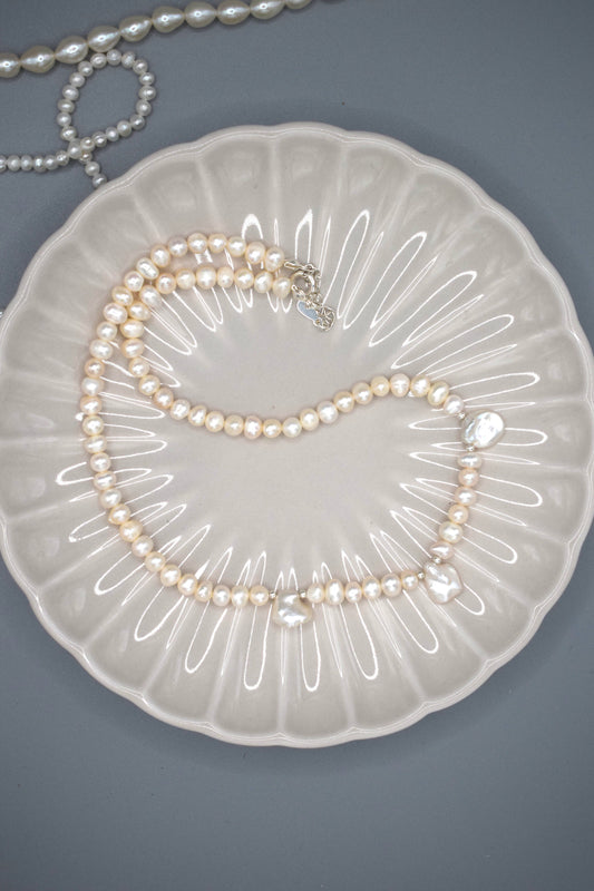 White Pearl and Keshi Necklace