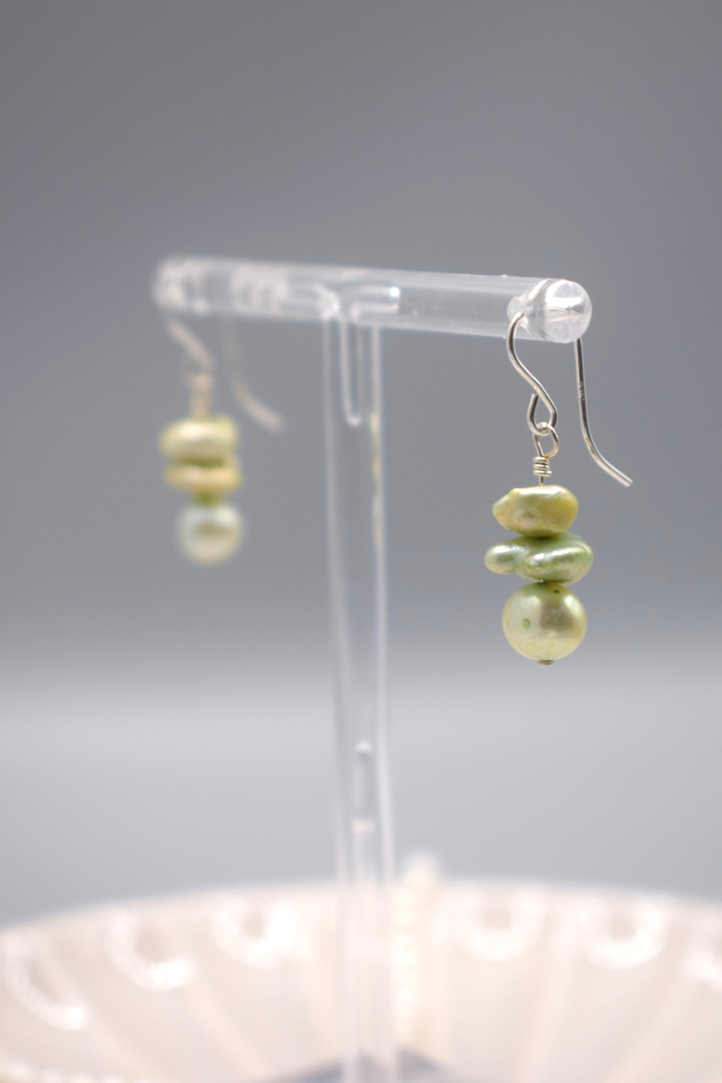 Green Harmony Pearl Earrings