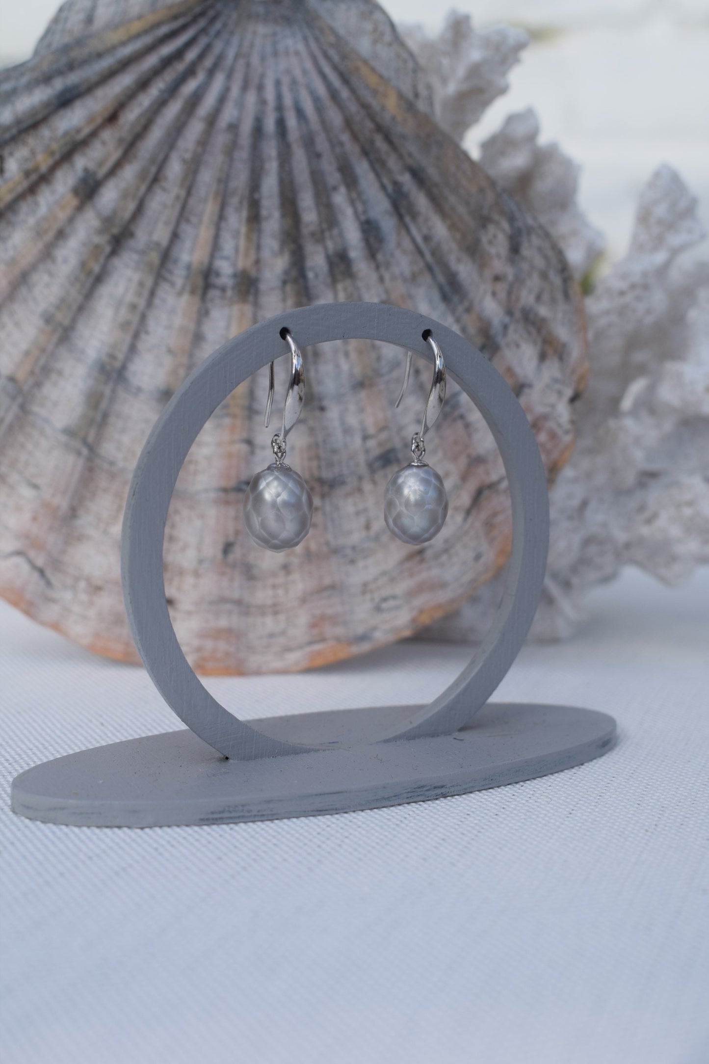 Carved Silver Freshwater Pearl Earrings // Gift for her, Birthday, Anniversary, Christmas, Thank you